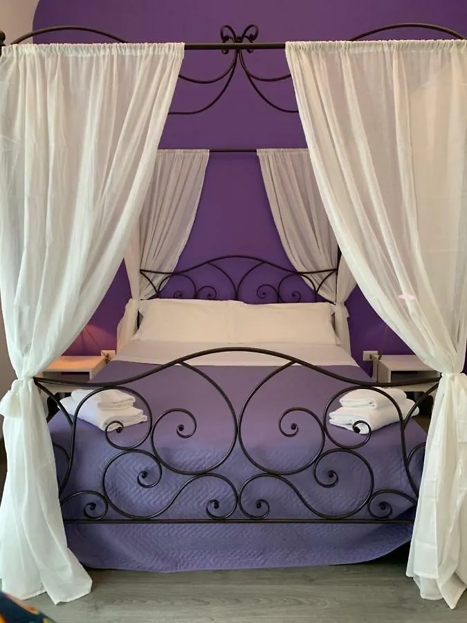 *** Bed & Breakfast Duca Di Uzeda Bed And Breakfast Catania Italy